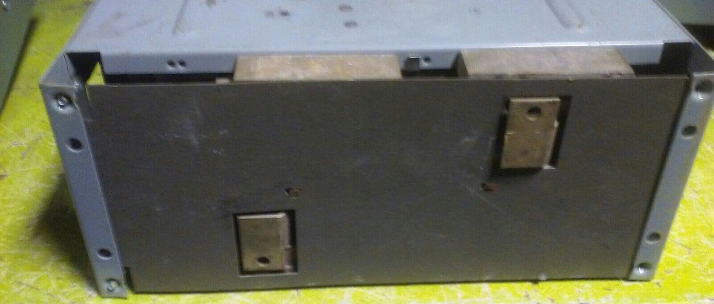 SIEMENS / I-T-E V7E2204LR Vacu-Break DISCONNECT SWITCH - 200A, 240V, 2-Pole