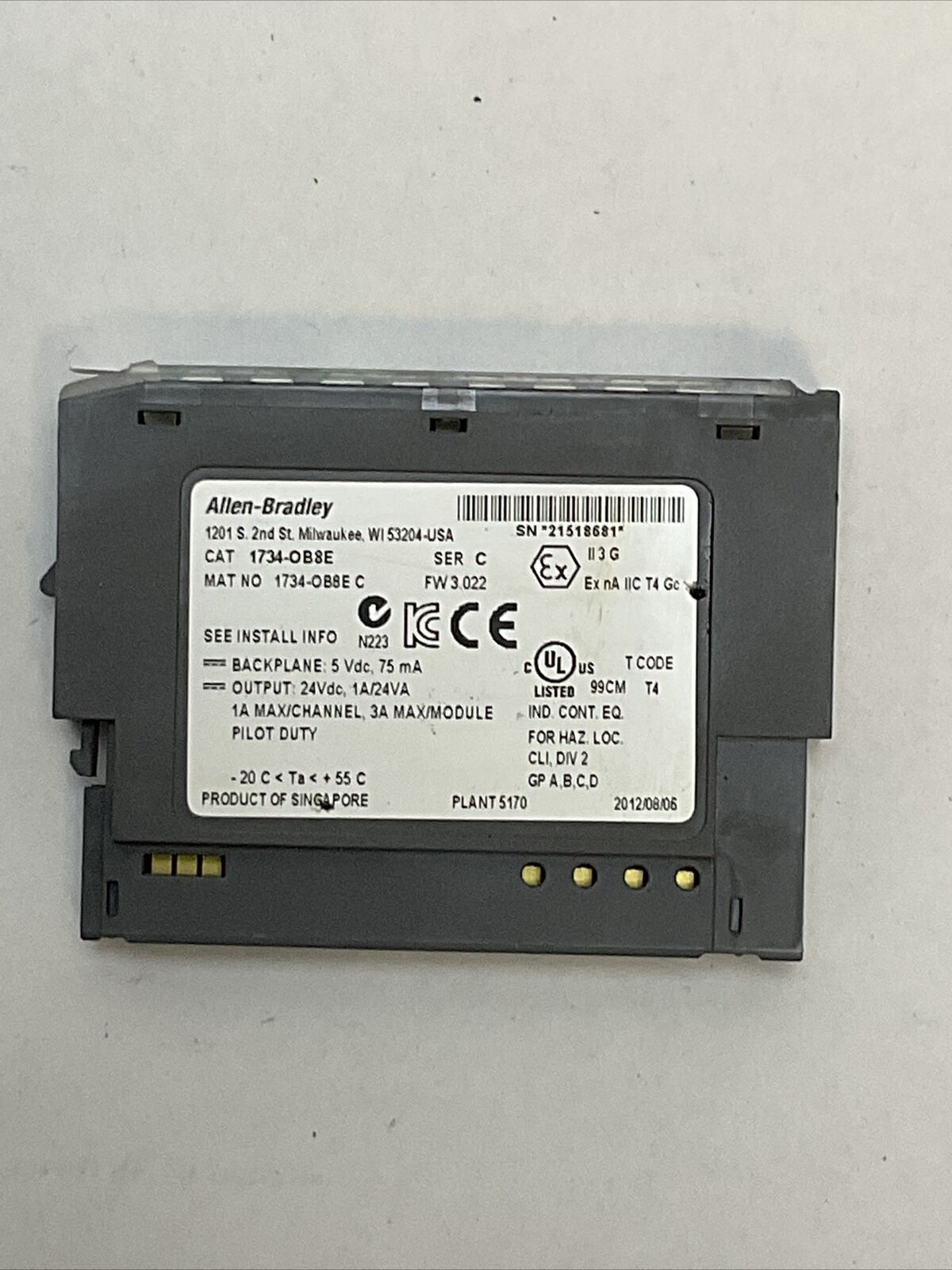 ALLEN BRADLEY 1734-OB8E OUTPUT MODULE SER C FW 3.022
