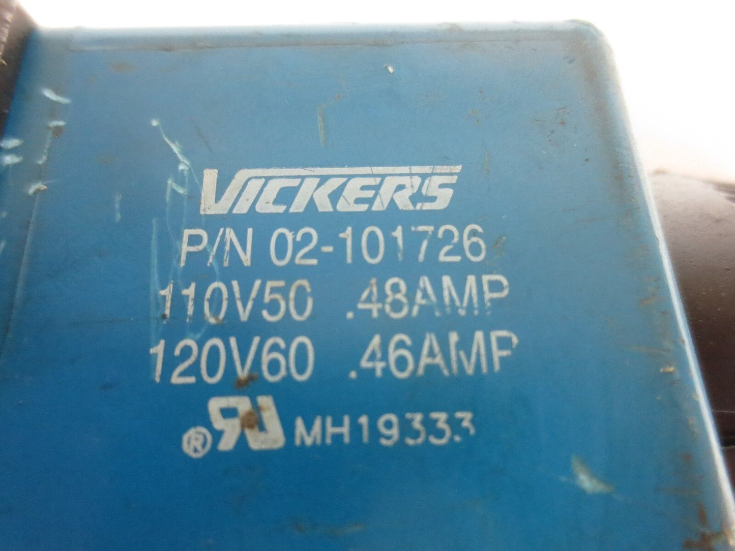 VICKERS DG4V-3S-2C-M-U-B5-60 SOLENOID VALVE