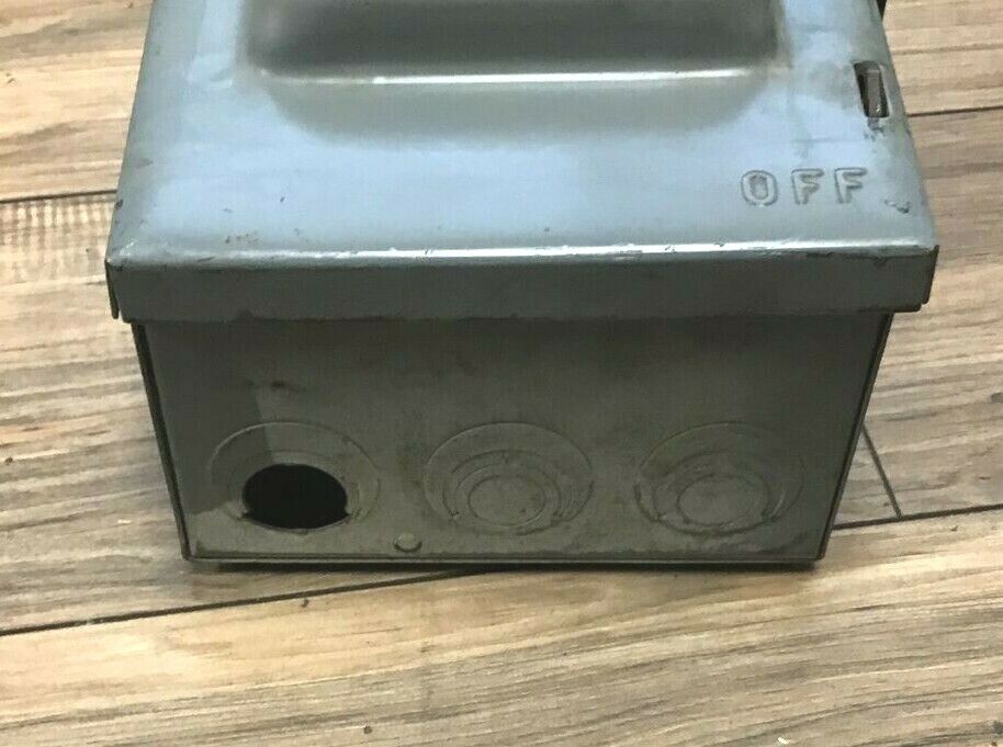SQUARE D H362 SAFETY SWITCH 600VAC/DC 60AMP SER.D2 FUSIBLE 3PHASE