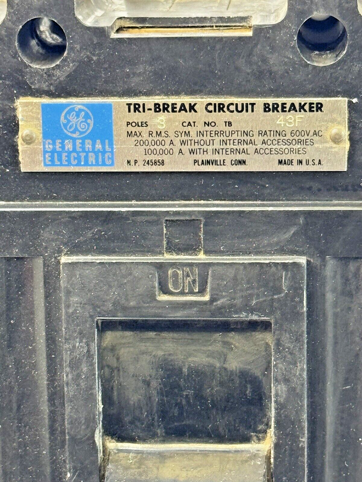 GE - TB43200 - TRI-BREAK FUSED BREAKER W/ SHUNT - TB43F - 200 A, 3 POLE, 600 VAC