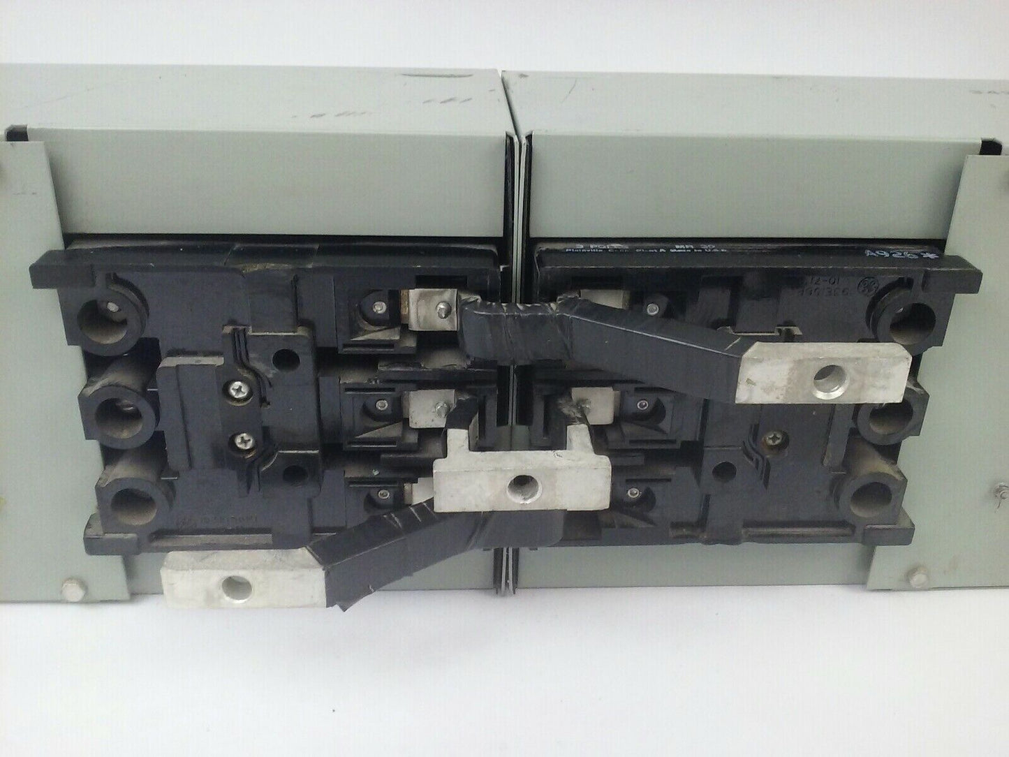 GE TYPE QMR QMR321L QMR321R TWIN FUSIBLE INTERRUPTER SWITCH 30A 240V W/HARDWARE