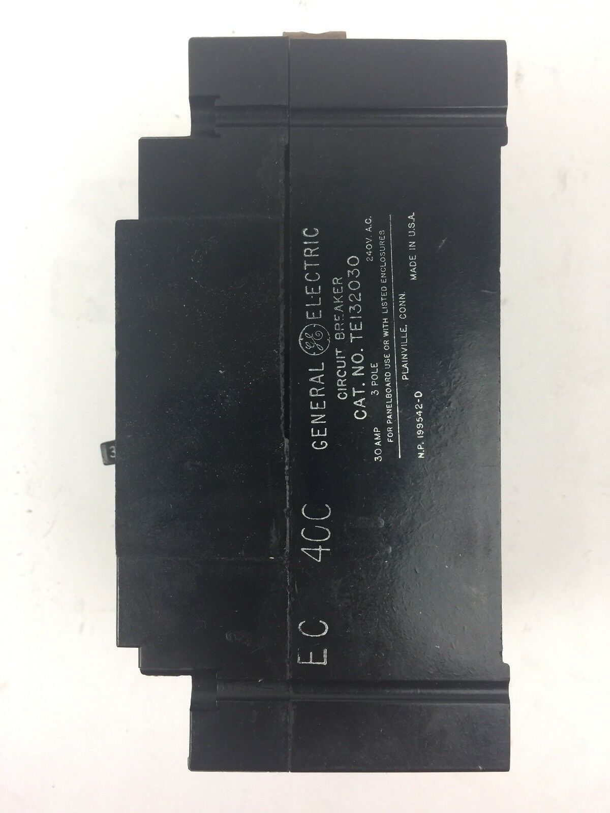 GE TE132030 CIRCUIT BREAKER 240 VAC 30 AMP 3 POLE