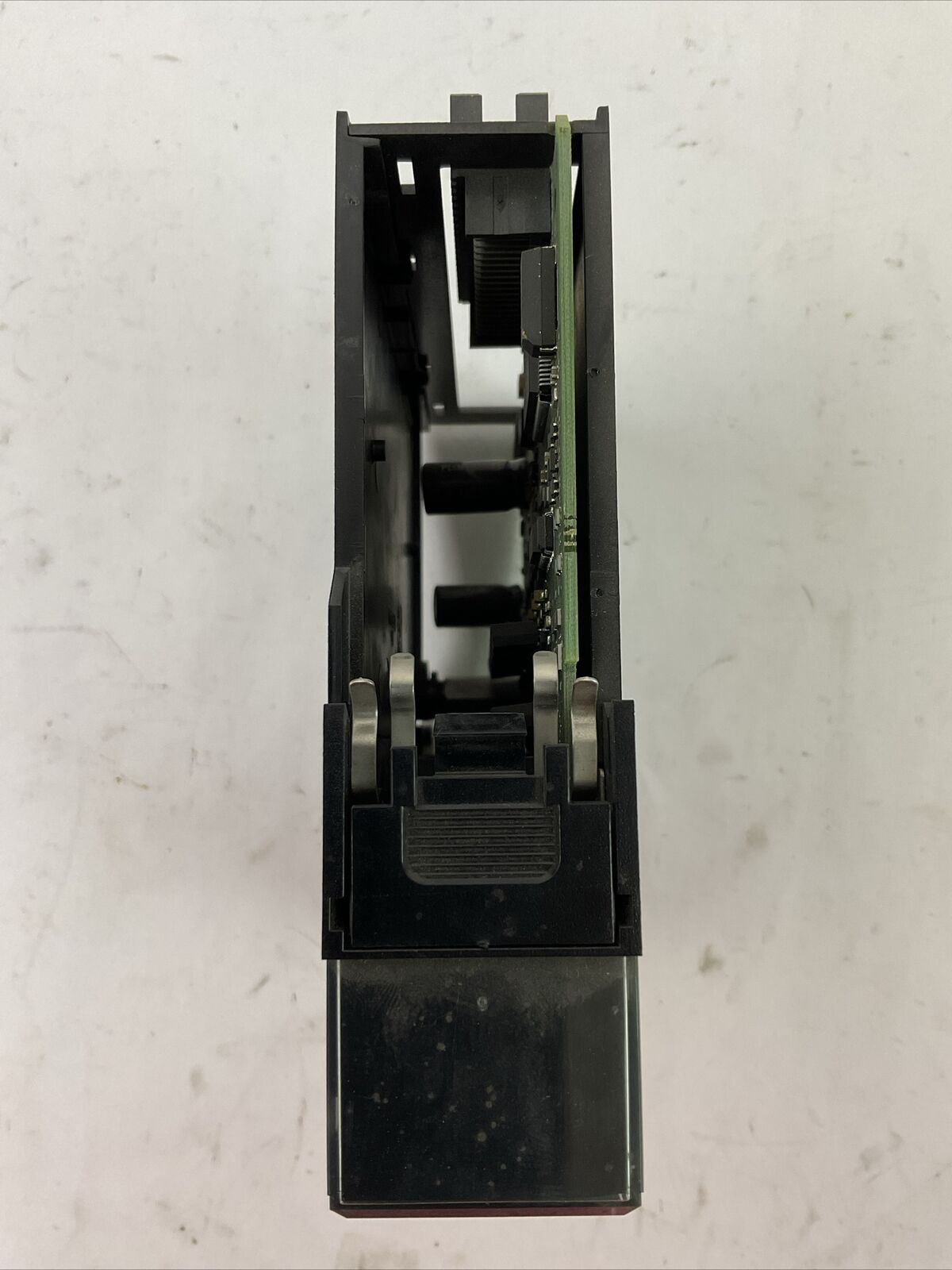 ALLEN BRADLEY 1756-OB16E SER A CAT REV H01 F/W REV 2.4 DC EFUSED OUT 16PT 24VDC