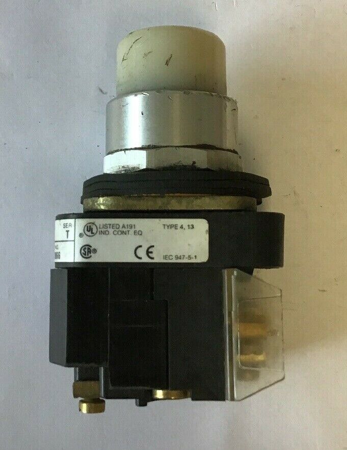 ALLEN BRADLEY 800T-PT16 SER.T WHITE PUSH BUTTON 120V **(LOTOF2)**