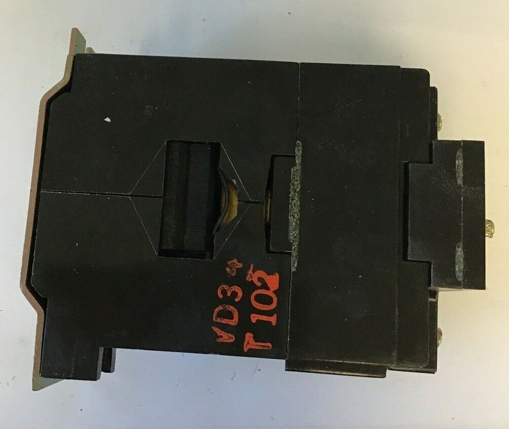 GENERAL ELECTRIC CR120B04002 IDUSTRIAL RELAY SER.A 115V 60HZ 10A
