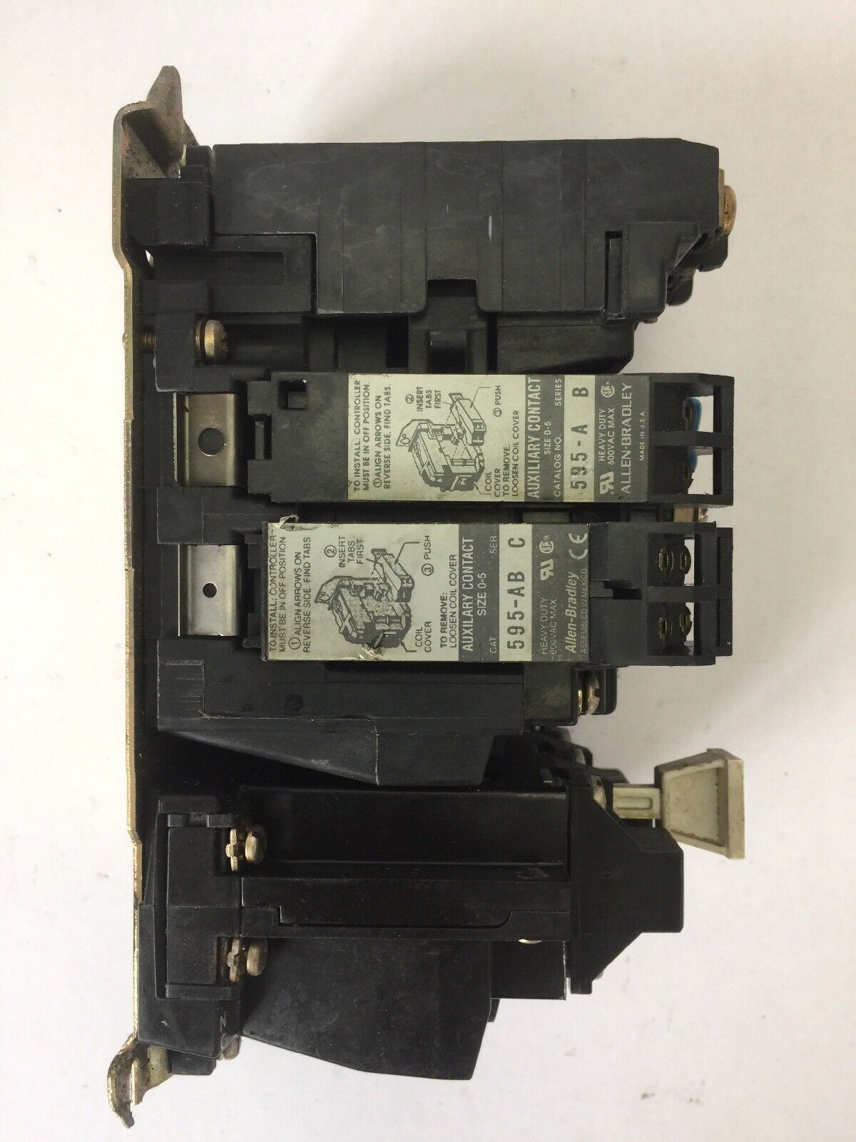 ALLEN BRADLEY 509-B0D SIZE 1 STARTER 600VAC 27AMP 10HP W47 HEATERS 120V COIL