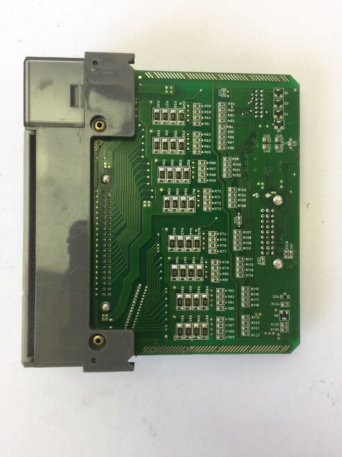 ALLEN BRADLEY 1746-0B32E OUTPUT MODULE 10-30VDC SER A SLC500