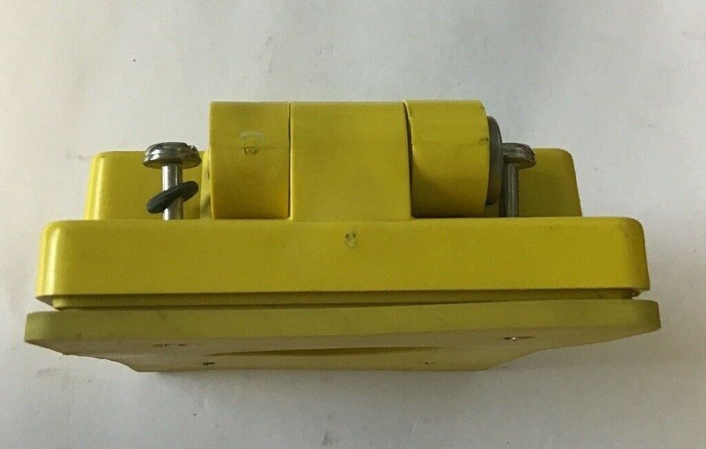 Leviton Yellow Wetguard IP66 Flip Cover Locking Receptacle