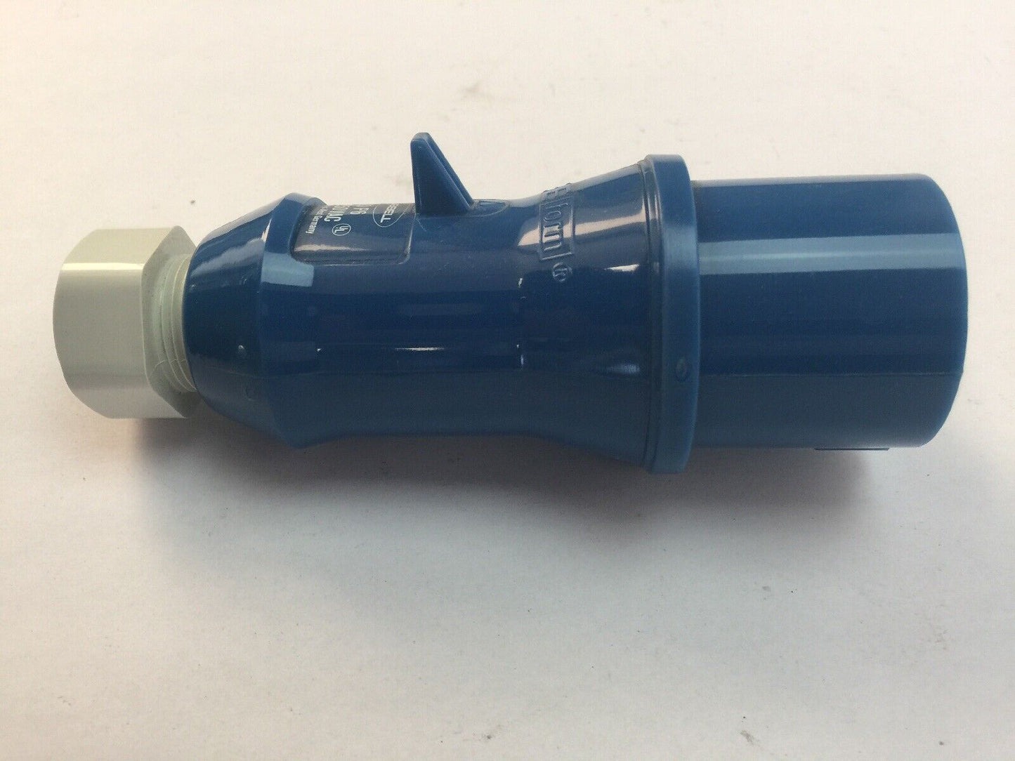 HUBBELL SP320P6 PLUG SPLASHPROOF EIC 309 PIN & SLEEVE 20A 250VAC 2 POLE 3 WIRE