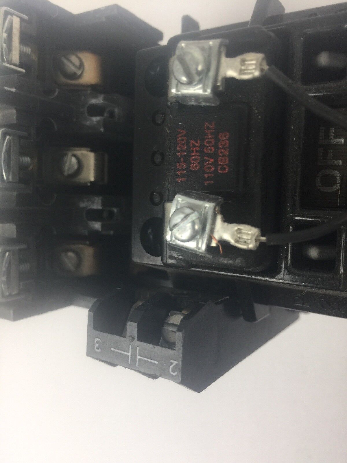 ALLEN BRADLEY 500F-AOD930 SIZE 0 STARTER 600VAC 5HP 18AMP CB236 115-120V 60HZ