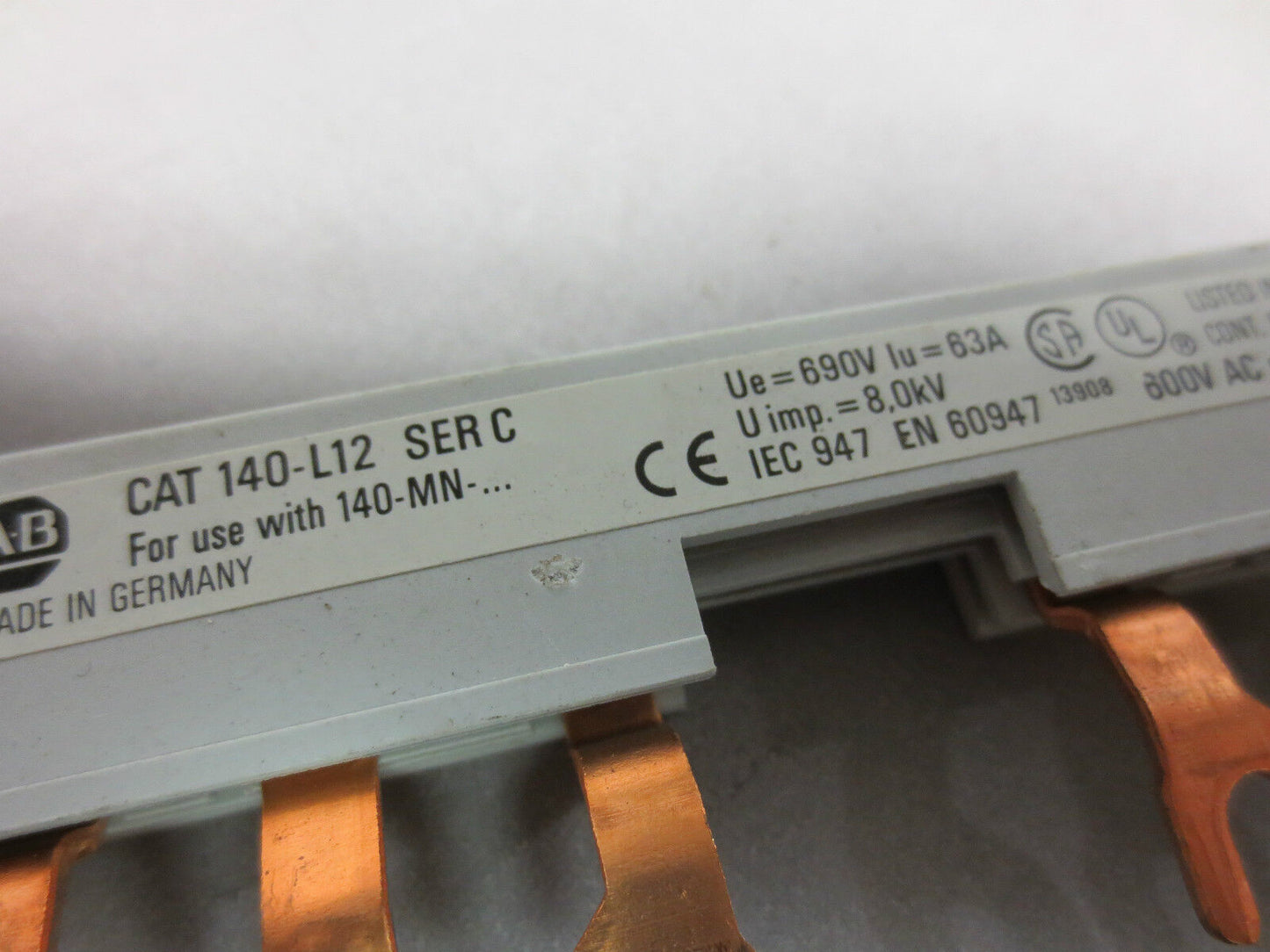 ALLEN-BRADLEY 140-L12 Ser. C COMMON LINK TERMINAL (USE w/ 140-MN) 600VAC, 6A