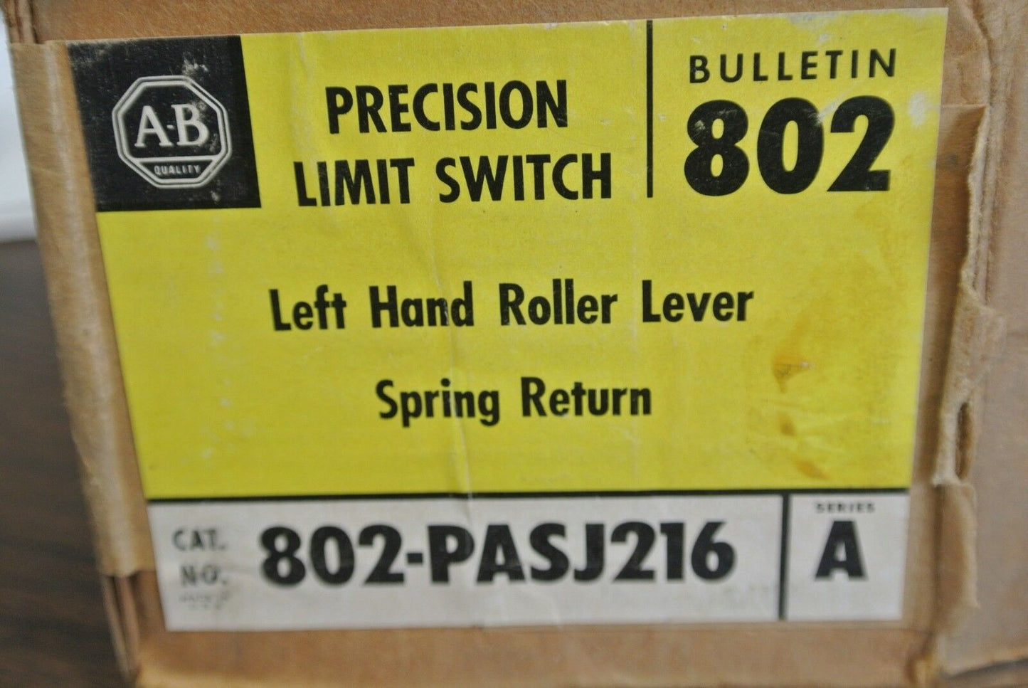 ALLEN-BRADLEY 802-PASJ216 PRECISION LIMIT SWITCH / LEFT HAND / NEW SURPLUS