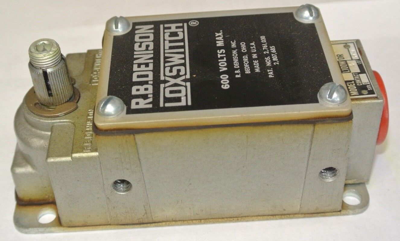 R.B. DENISON L100WDR-2M LIMIT SWITCH 600V MAX NEW SURPLUS GOULD / TELEMECANIQUE