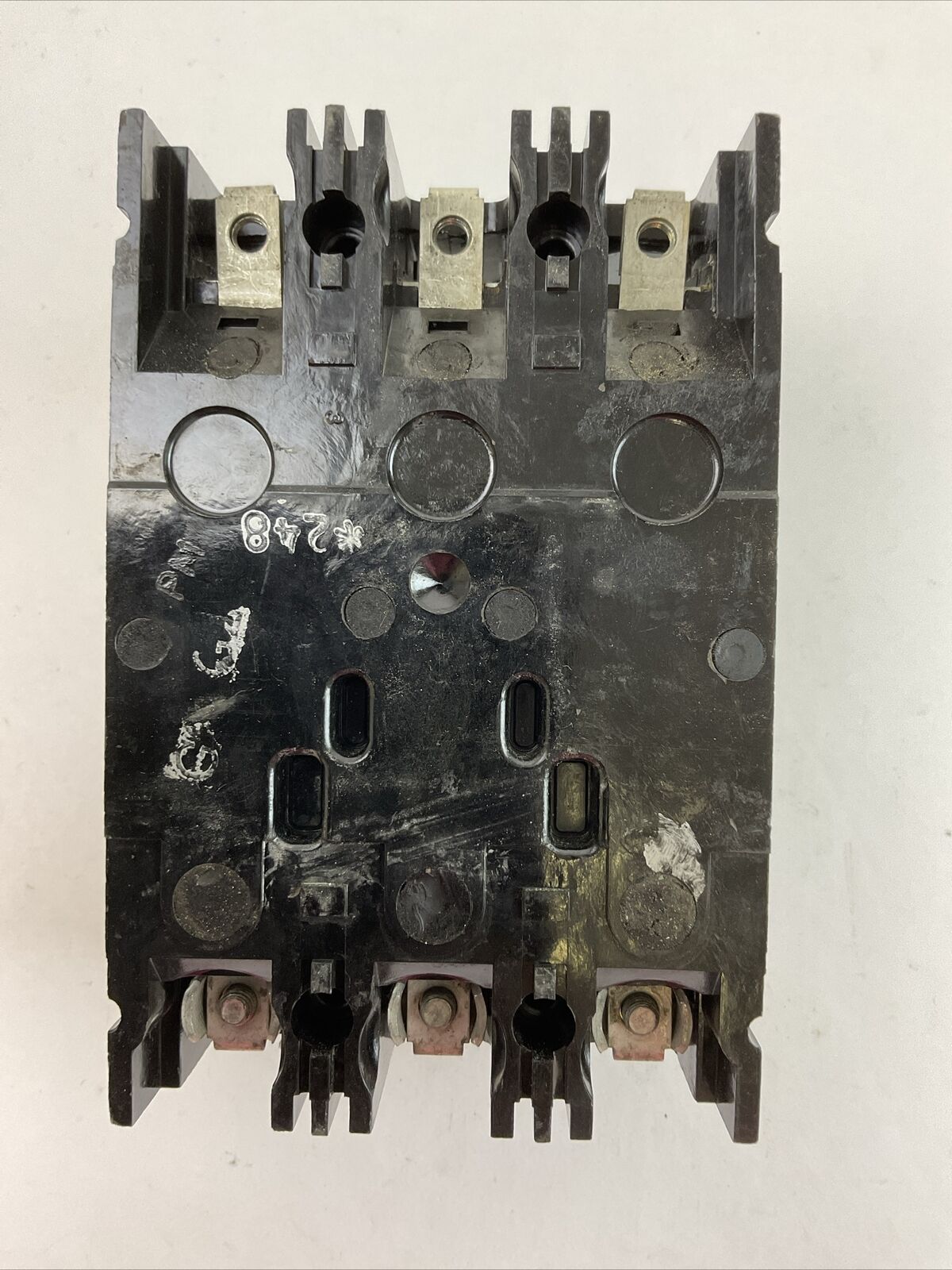 GE TED136030 CIRCUIT BREAKER 3POLE 30AMP 600VAC