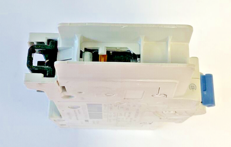 ALLEN BRADLEY 1489-M1C200 CIRCUIT BREAKER SER.D 20A 480Y/277V 10KA 50/60HZ 1POLE