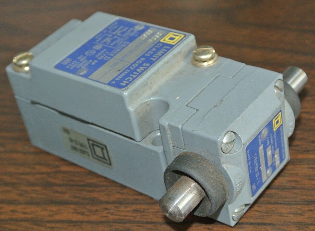 SQUARE D 9007C62H Ser. A - LIMIT SWITCH - NEW SURPLUS - 9007 C62H