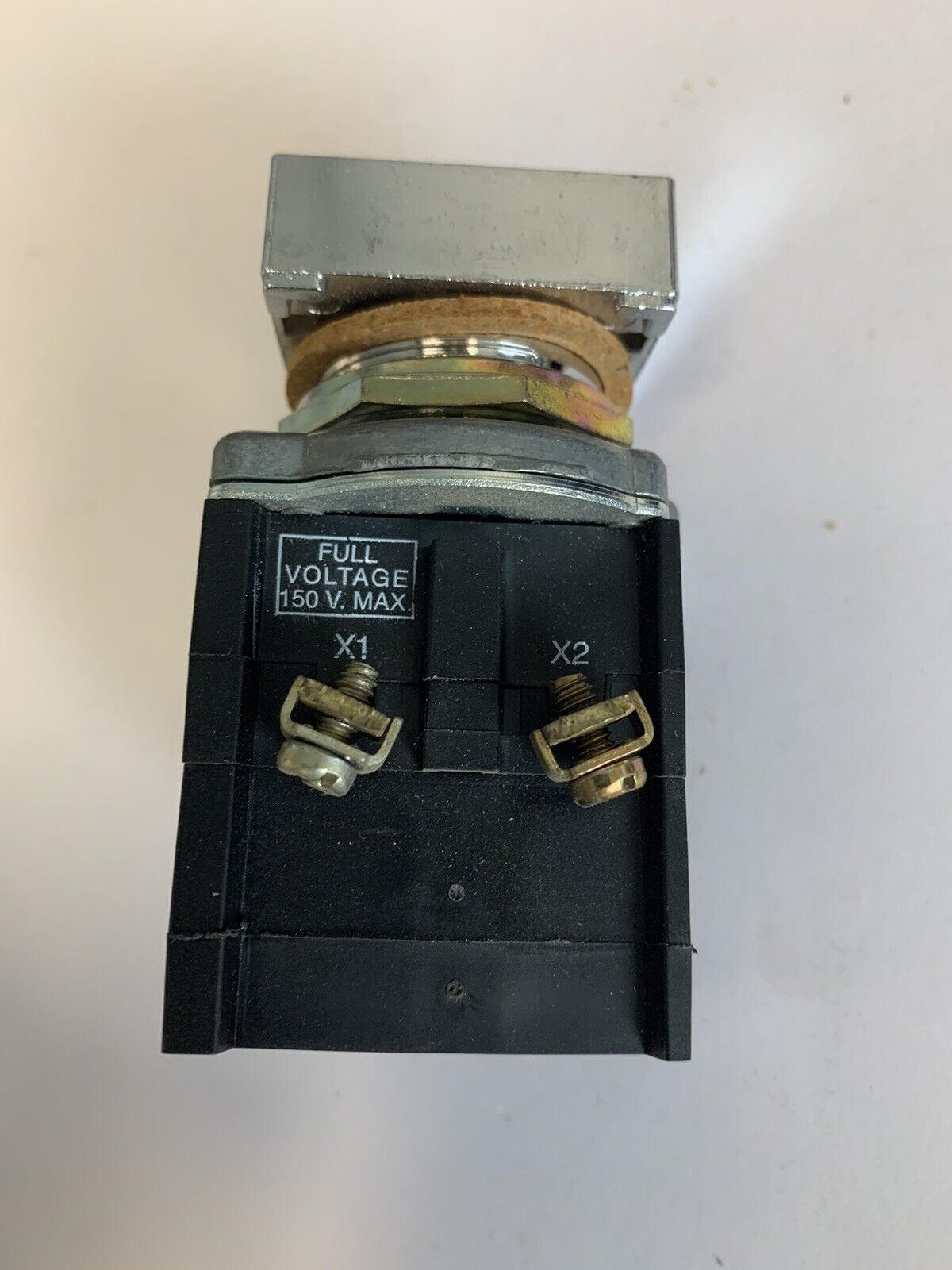 Cutler-Hammer E30CM Compact Pushbutton Dual Ind. Light 120V AC-DC