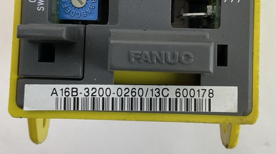 FANUC A03B-0818-B101 DIGITAL SERVO ADAPTOR A16B-3200-0260/13C CPU MODULE