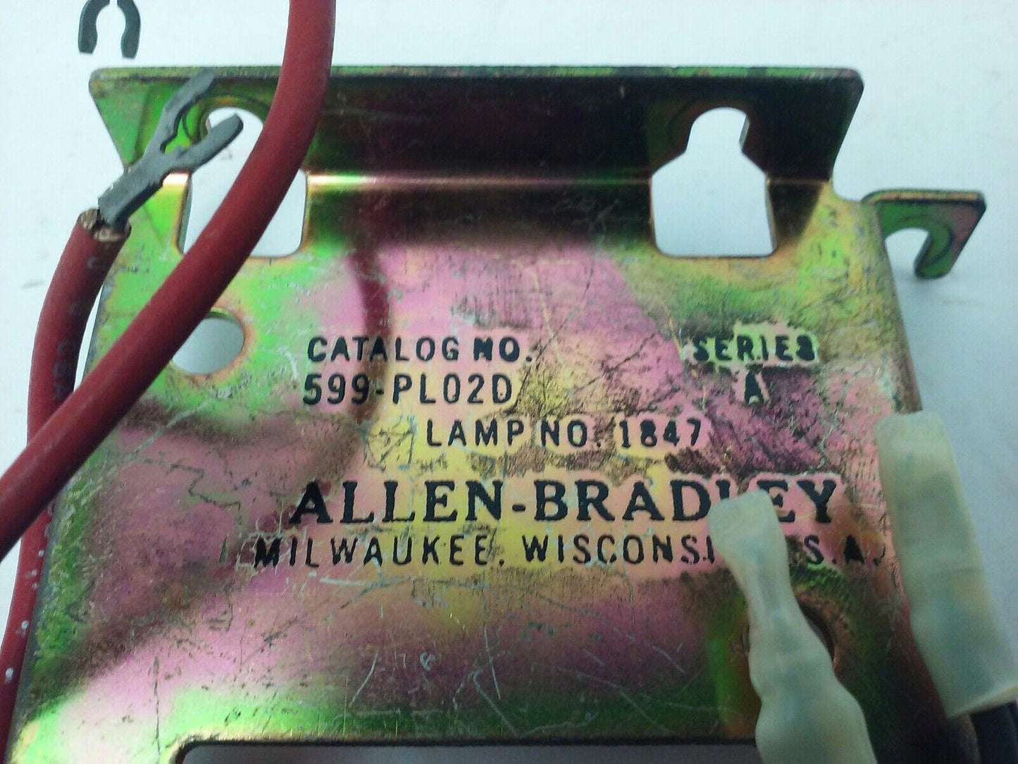 ALLEN BRADLEY 599-PL02D SER. A, PILOT LIGHT W/ RED LENS, SIZES 0-1-2, 120V- 60HZ