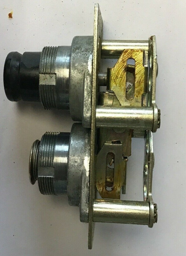 GENERAL ELECTRIC CR2940WM600B MUSHROOM HEAD PUSH BUTTON ***MISSING RED CAP***