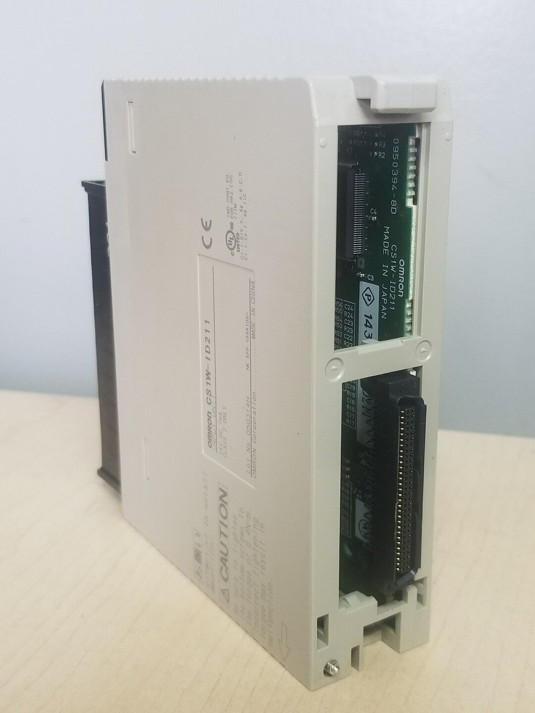OMRON CS1W-ID211 INPUT UNIT MODULE, 24VDC 7mA CLASS 2 ONLY