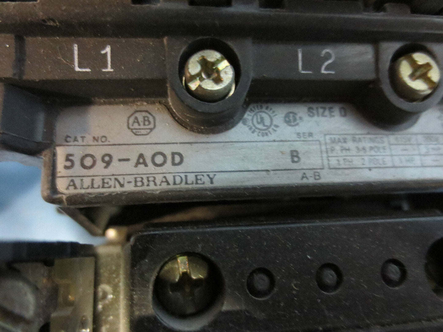 ALLEN-BRADLEY 509-AOD STARTER Ser B w/ W35 HEATERS, CB236 COIL, 595-A AUX CONT
