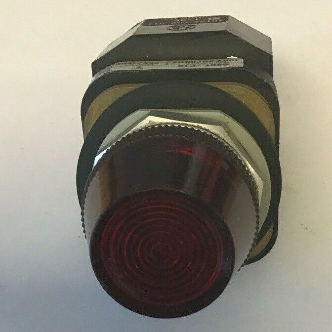 ALLEN BRADLEY 800T-P16 SER.T RED PILOT LIGHT 120V 50/60HZ, 755/1866 LAMP