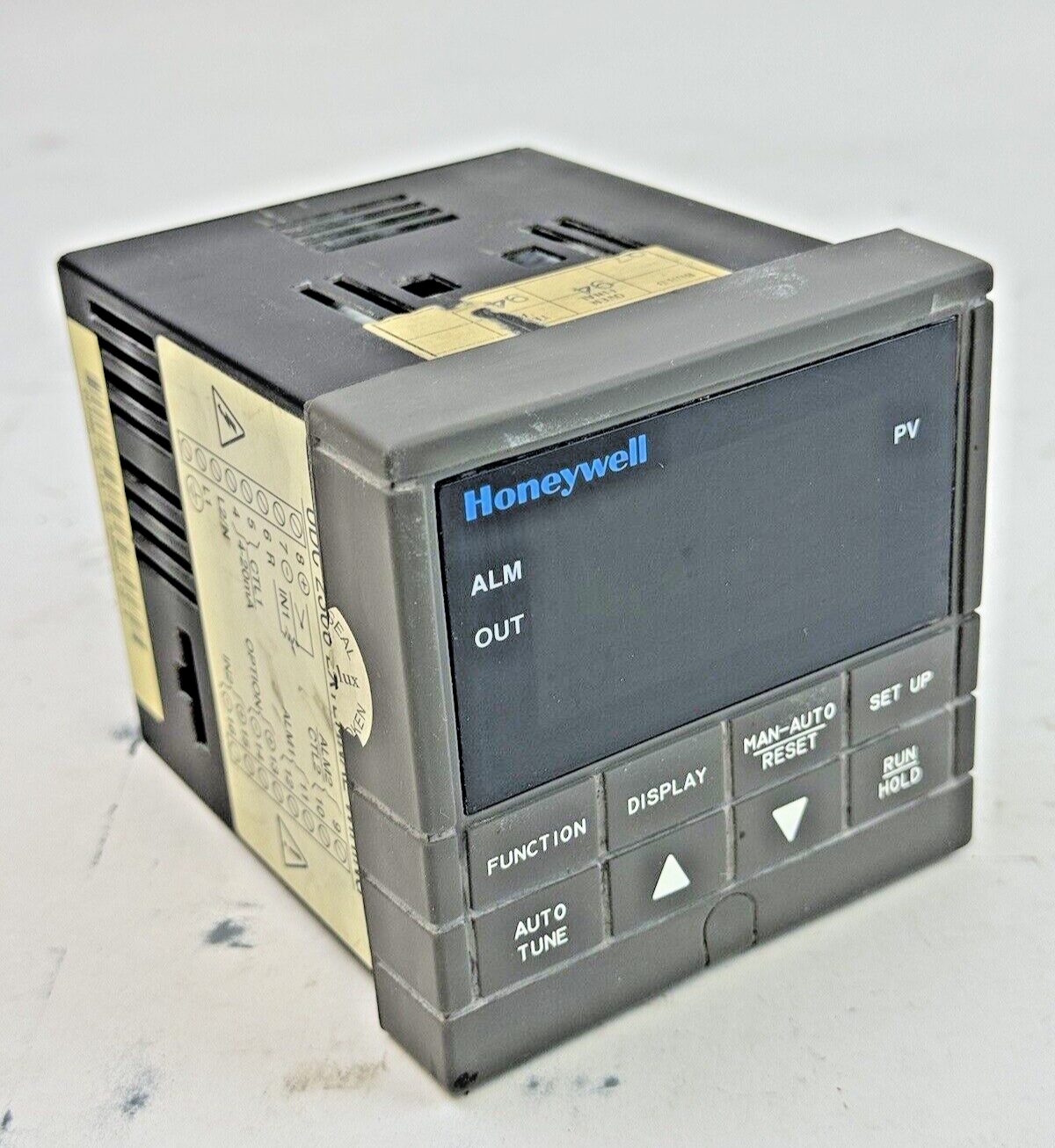 HONEYWELL - DC230B-CE-2A-10-0A00000-20-0 - DIGITAL TEMPERATURE CONTROLLER