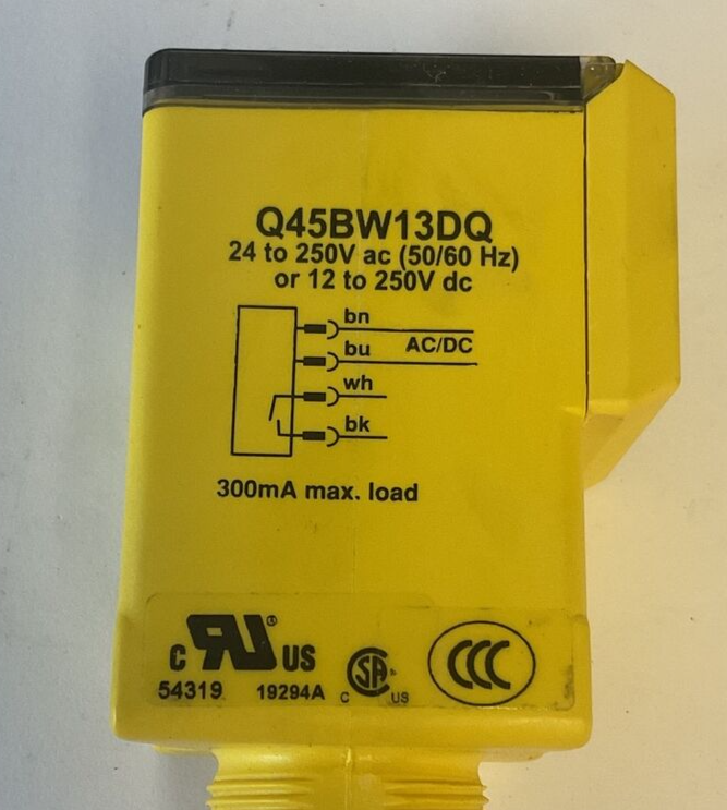 BANNER Q45BW13DQ PHOTOELECTRIC SENSOR 24-250VAC 50/60hz 12-250VDC