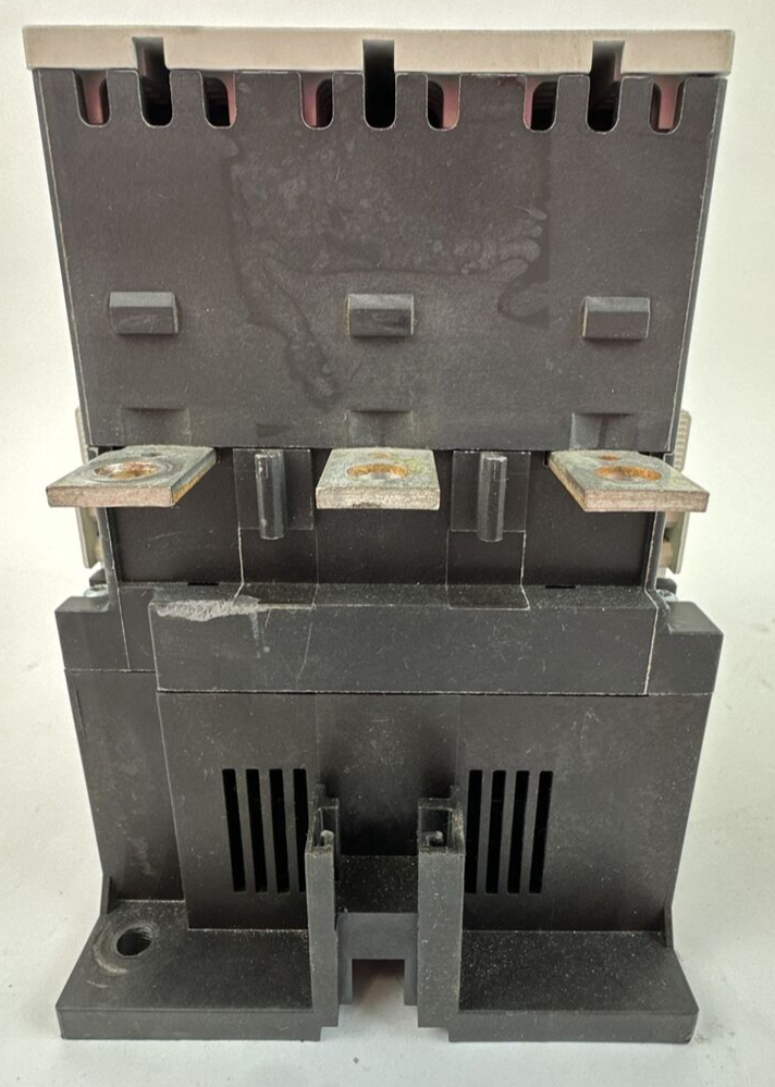 SIEMENS 3RT1055-6AF36 CONTACTOR 575VAC 3PH 150HP COIL 110-127VDC 50-60HZ