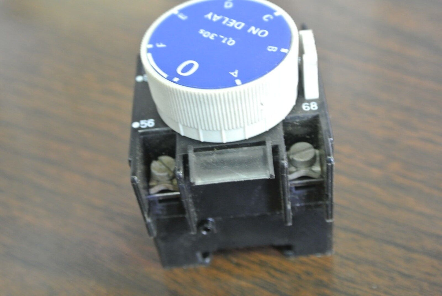 TELEMECANIQUE LA2-D22 H7 - TIME DELAY MODULE / TIMER - 0.1S-30S - NEW SURPLUS
