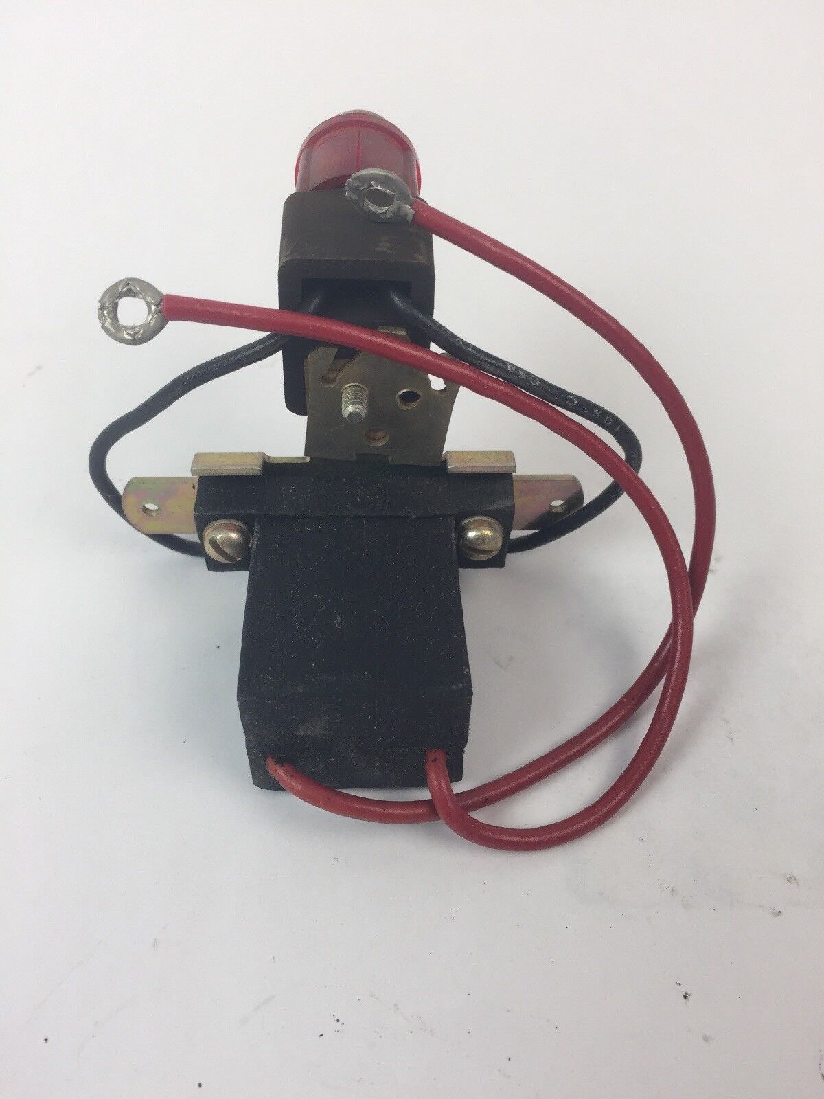 ALLEN BRADLEY 1484-N26 PILOT LIGHT KIT SWITCH MOLDED 240 VOLT 50/60 CYCLE