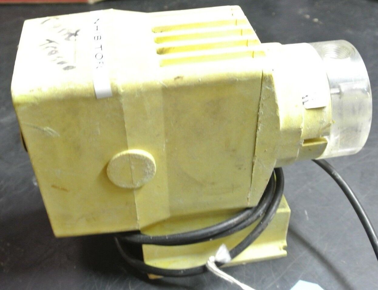 LMI MILTON ROY A151-91S ELECTROMAGNETIC DOSING / METERING PUMP 115V, 1A, 24GPD