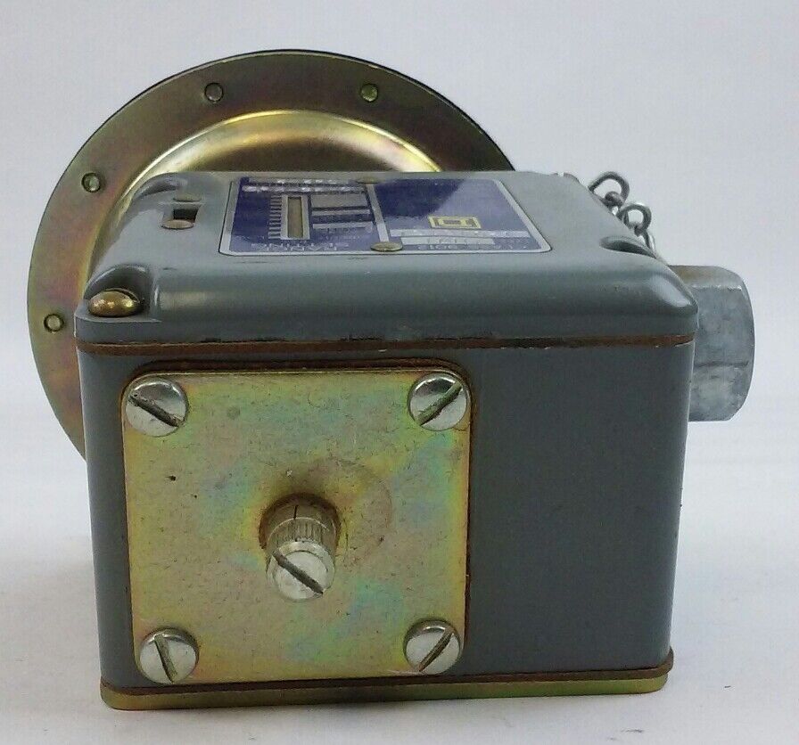 SQUARE D 9012 AMW-1 PRESSURE SWITCH RANGE .25-2.5 PSI DIFFERENTIAL .2-2 PSI