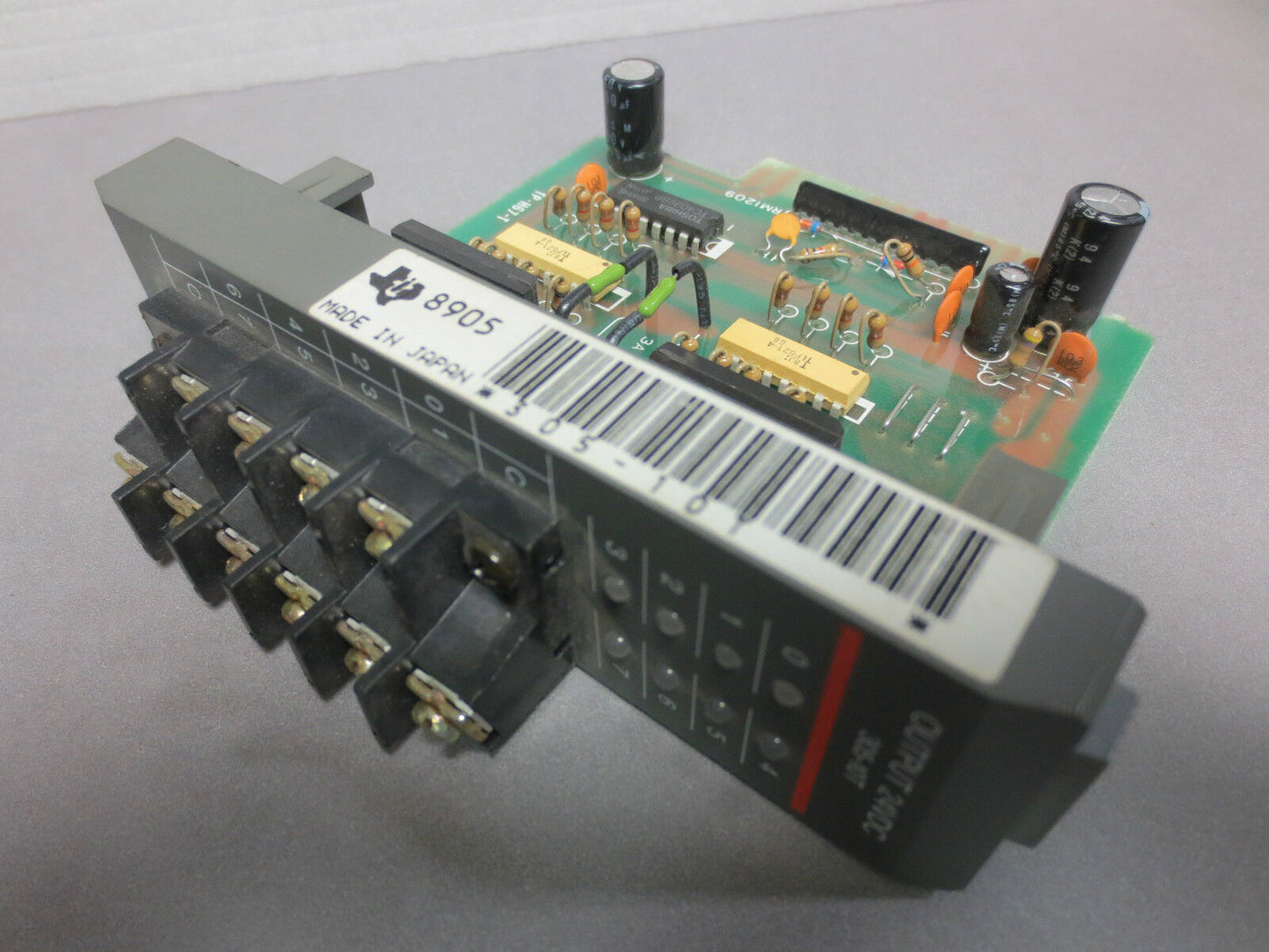 TEXAS INSTRUMENTS 8905 / 305-10T 24VDC OUTPUT MODULE