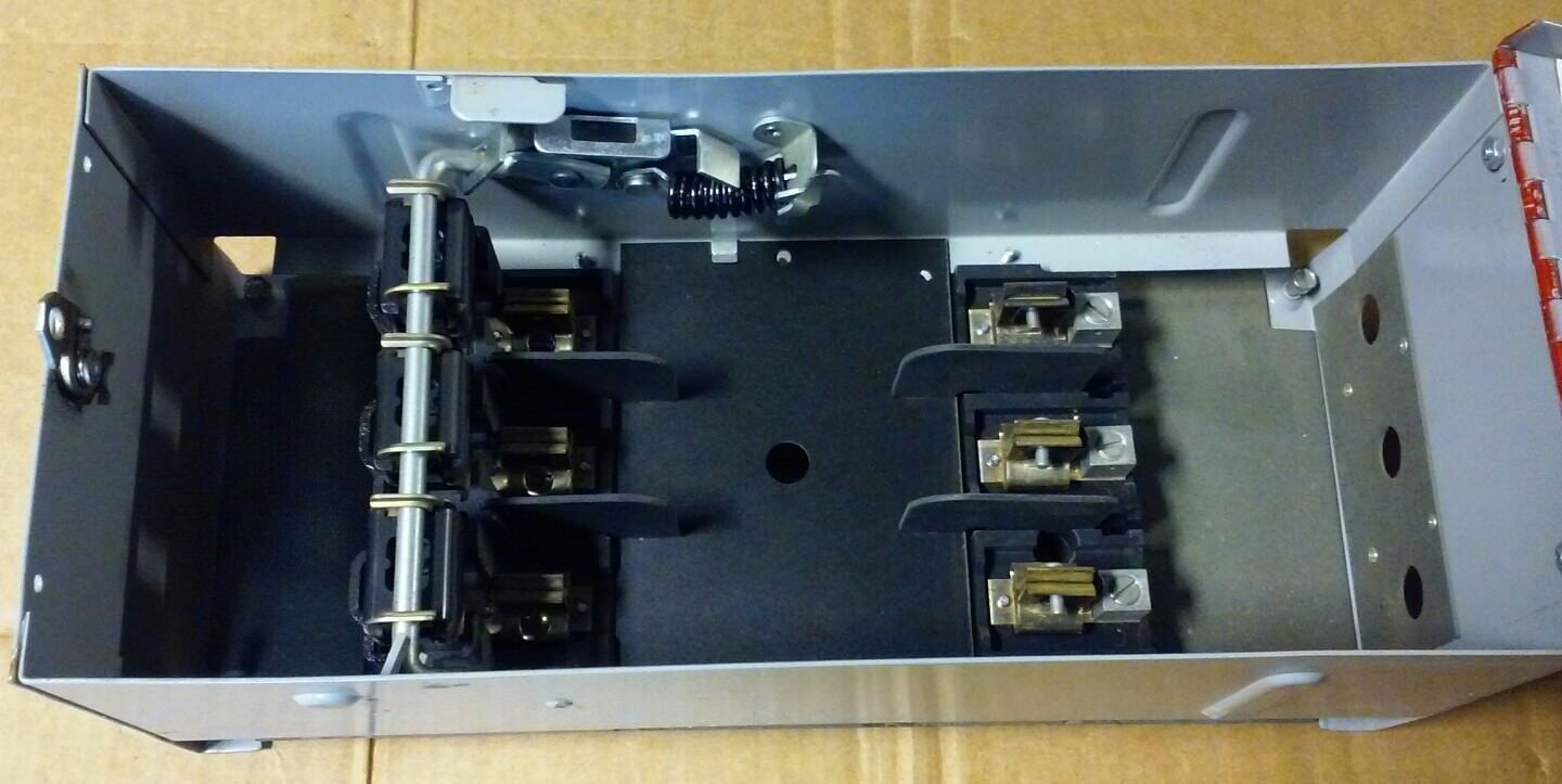 ITE / Siemens V7E3603 Fusible Panelboard Switch - 600V, 100 Amp, 3 Pole, 3 Phase