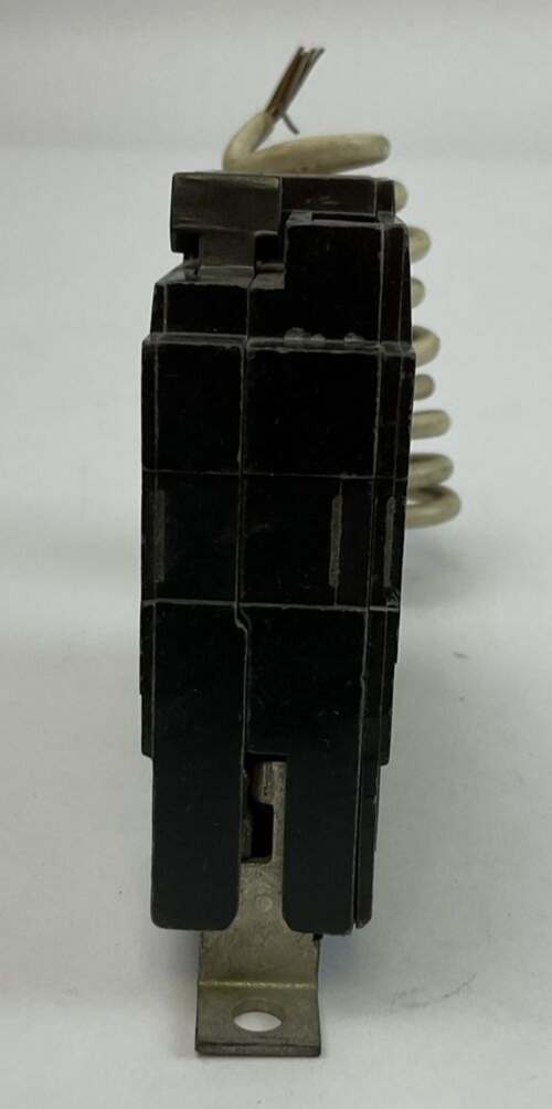 GE THQB-1115GF GROUND FAULT CIRCUIT BREAKER 1POLE 15AMP 120VAC TYPE THQB-GFCI