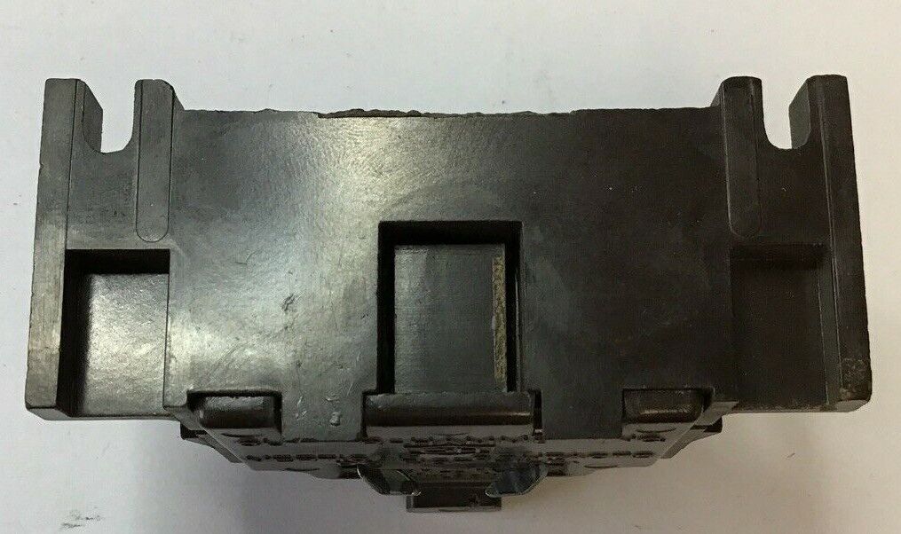 CUTLER HAMMER 10-1319 CONTACT BLOCK