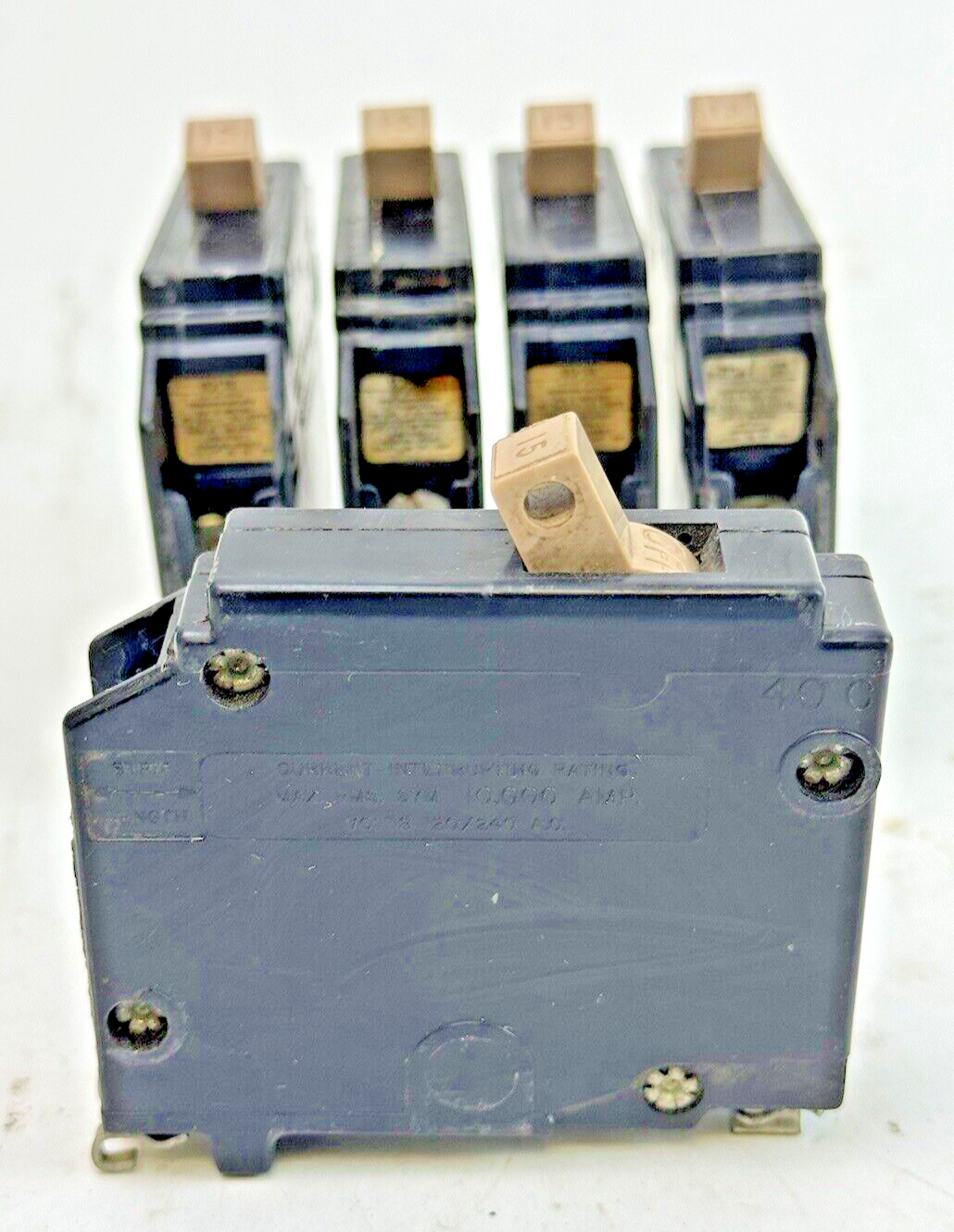 CUTLER-HAMMER **LOT OF 5** - CH115 - CIRCUIT BREAKERS - 1 POLE, 15 A, 240 VAC