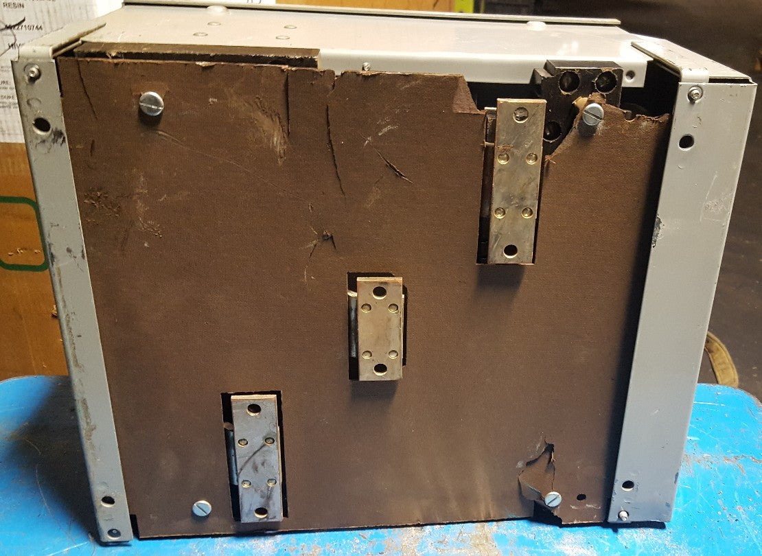 Siemens V7H3205 400 Amp 240 Volt Fusible Switch