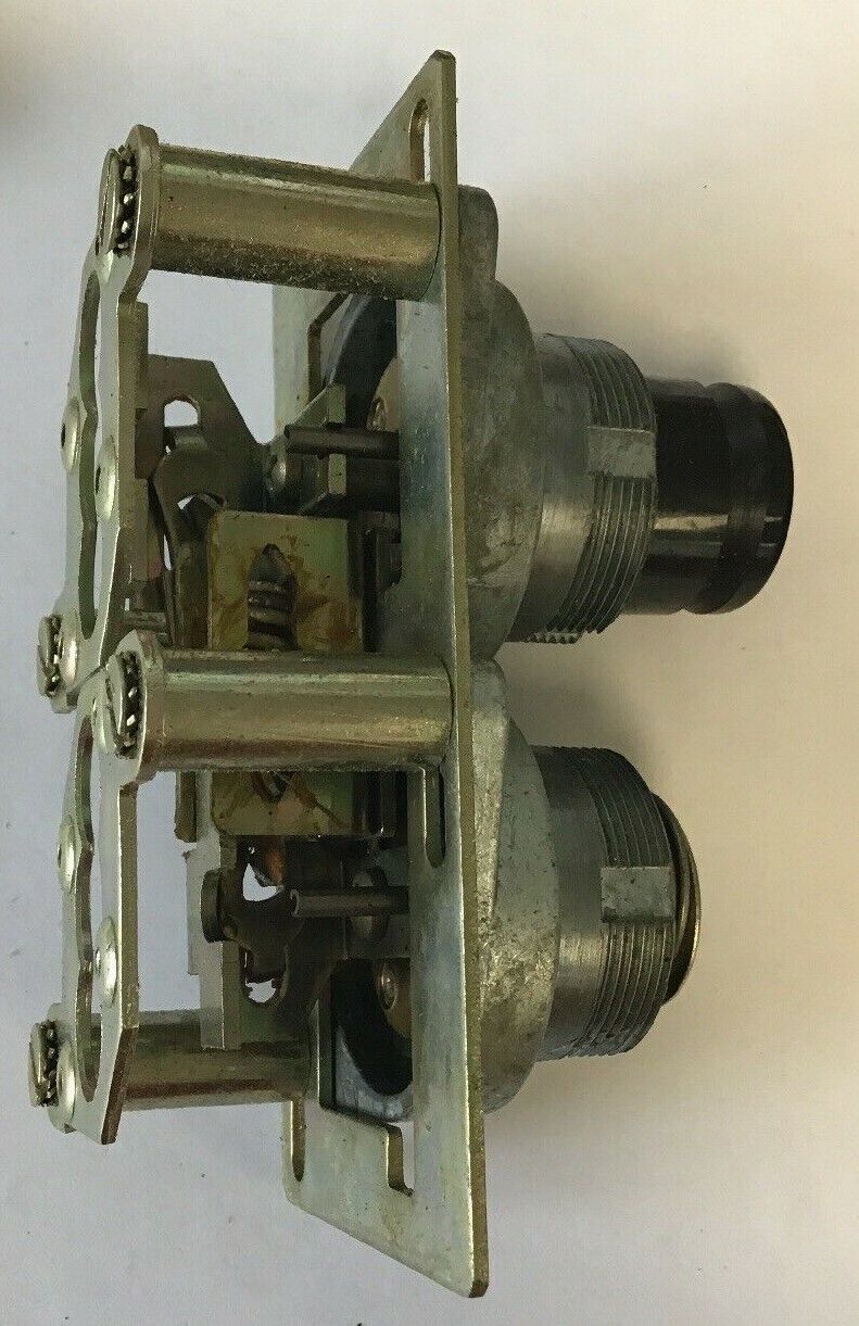 GENERAL ELECTRIC CR2940WM600B MUSHROOM HEAD PUSH BUTTON ***MISSING RED CAP***