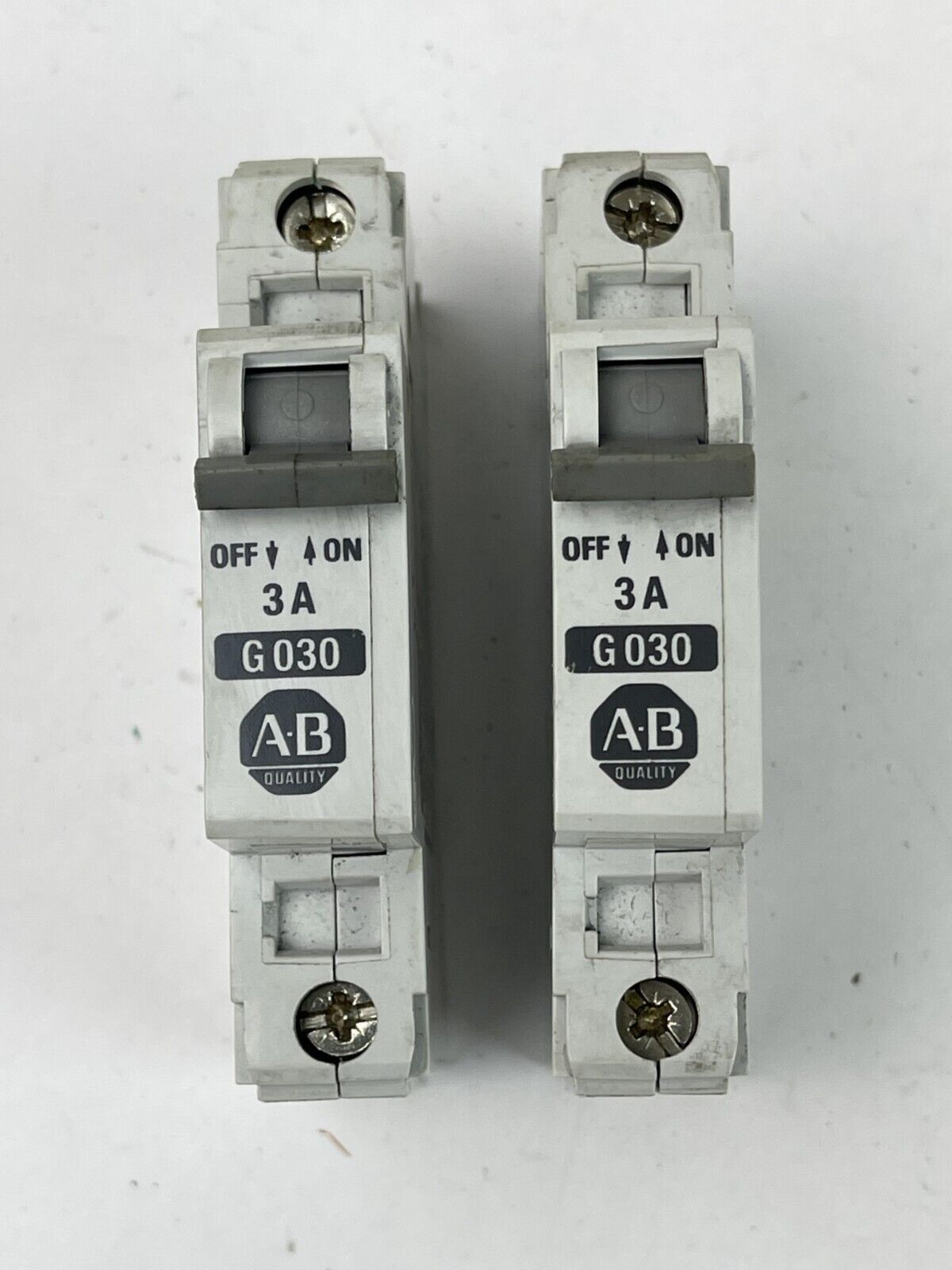 ALLEN BRADLEY - 1492-CB1 *LOT OF 5* -1A, 3A, 3A, 4A, 5A -G 010, G030, G040, G050
