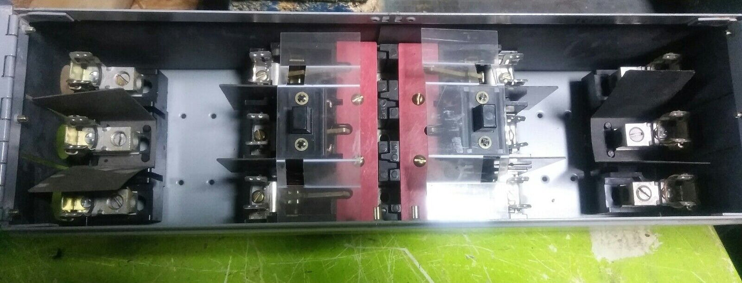 WESTINGHOUSE Cutler Hammer FDPWT3611R 30 amp, 600 vac, Twin Fusible Switch