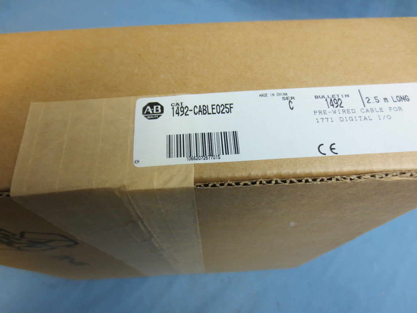 ALLEN-BRADLEY1492-CABLE025F Ser. C PRE-WIRED CABLE for 1771 DIGITAL I/O - 2.5m