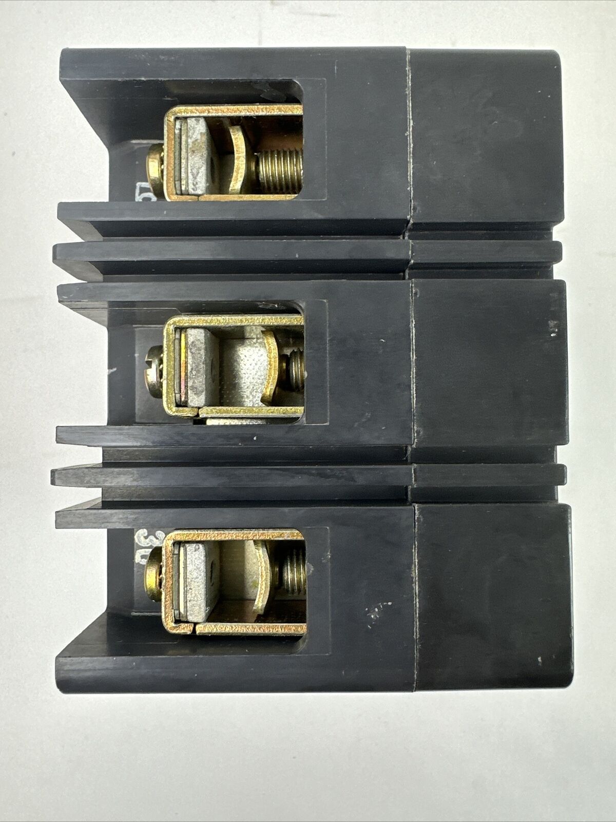 AMERICAN NE237030 CIRCUIT BREAKER 240VAC 250VDC 30AMPS 3POLES