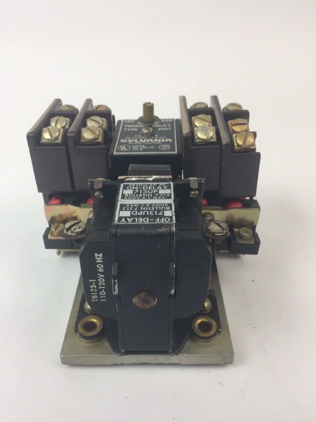 SYLVANIA 713UPG76 A.C. PNEUMATIC TIMING RELAY 10A 600VAC COIL 110-120V 60HZ