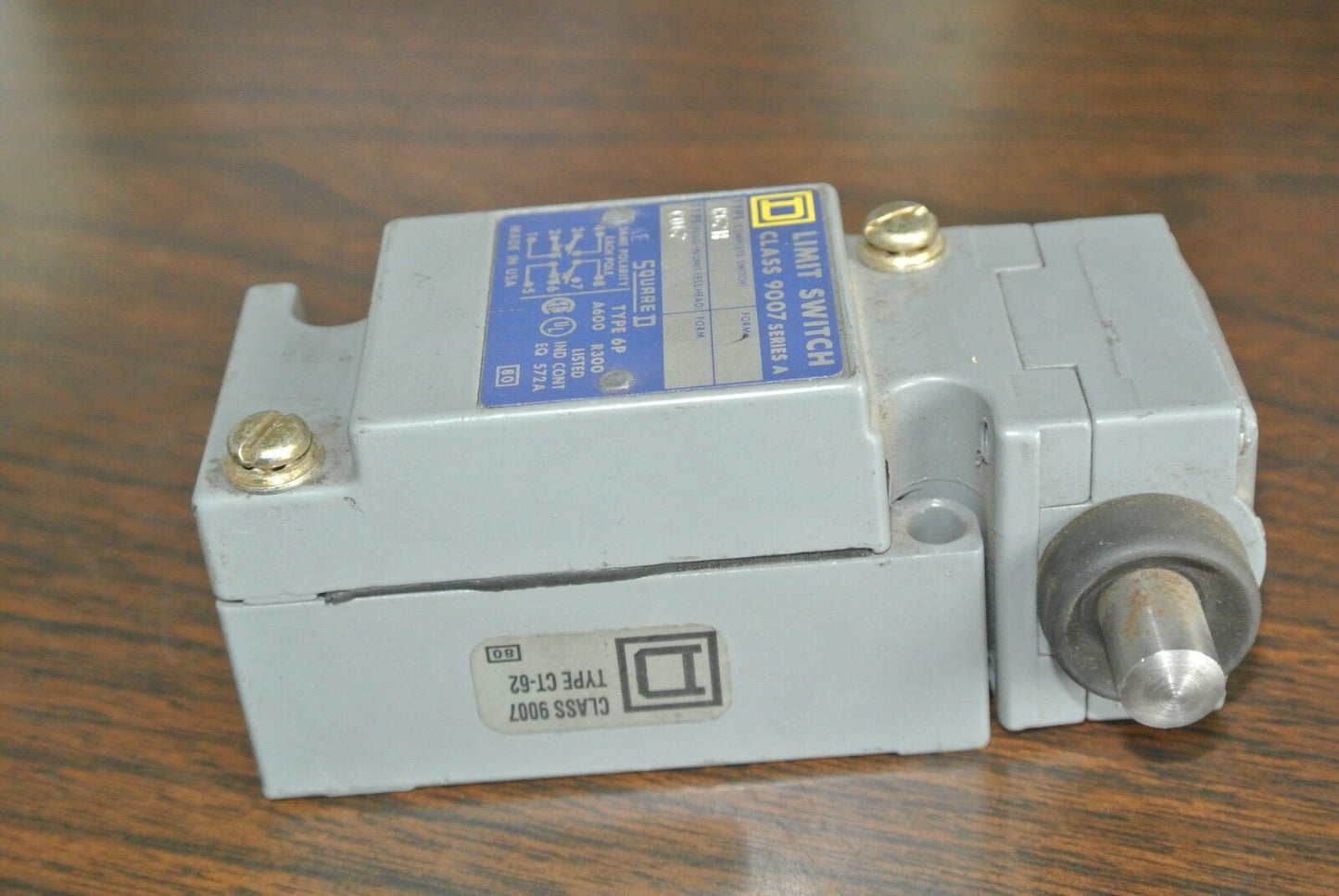 SQUARE D 9007C62H Ser. A - LIMIT SWITCH - NEW SURPLUS - 9007 C62H