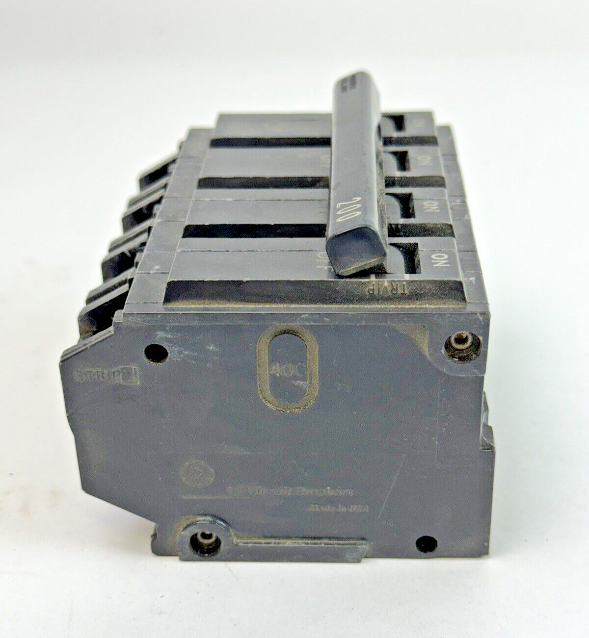 GE - THQMV4200 - THERMAL MAGNETIC CIRCUIT BREAKER - 4 POLE, 200 A, 240 VAC