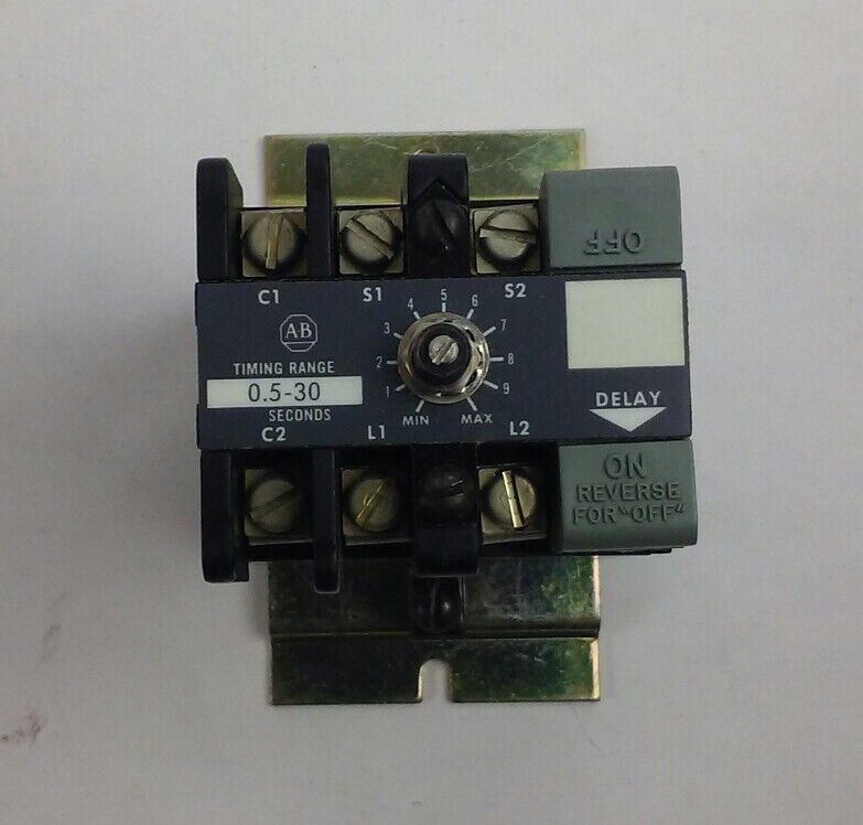 ALLEN BRADLEY 852S-NSB SOLID STATE TIMING RELAY Ser. G (NEW IN BOX)